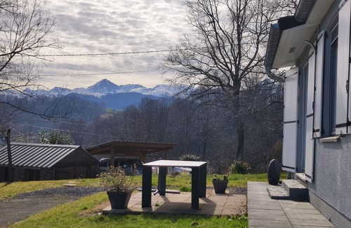 Astugue Villa | Ubicado en un pequeño pueblo cerca de los baños de Bagneres de Bigorre