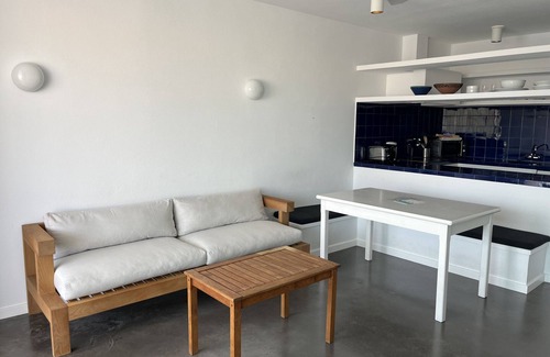 Fornells Apartamento | En una zona muy tranquila dentro del pueblo