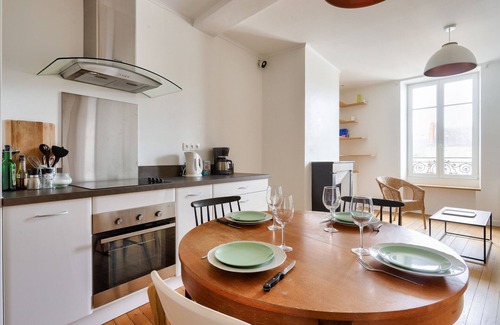 Decre-Cathedrale Apartamento | En pleno centro de Nantes: piso para 4