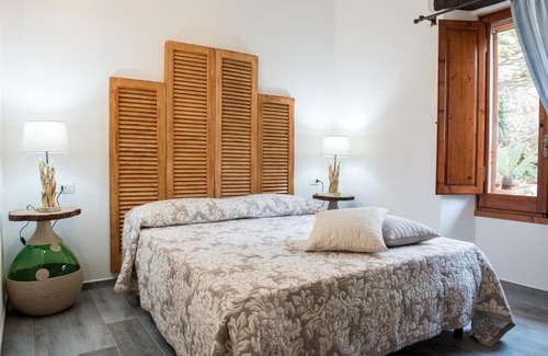 Orosei Casa | In Dommo de Tziu Franziscu e de Tzia Elene