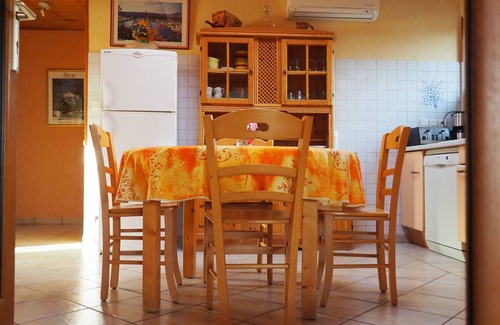 Chantemerle-les-Bles Cabaña | Una casa rural para 8 personas