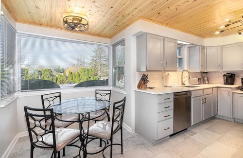 Mechanicsburg Casa | IN-GROUND POOL, Large Private Fenced Yard, Dining Gazebo, Outdoor Kitchen/Bath