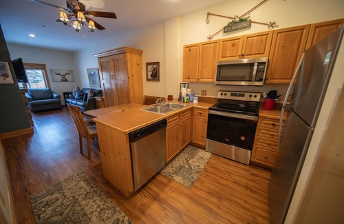River Run Condominio | In River Run Village, Walk to Winter Activities