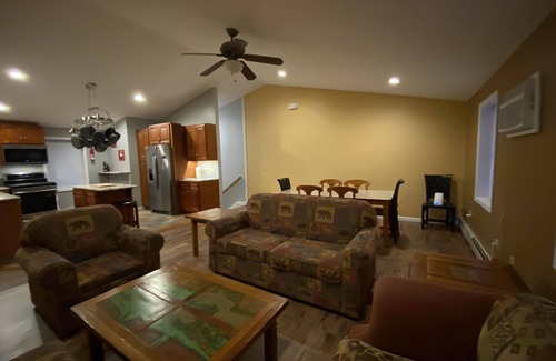 Ellicottville Casa | El encantador "Bungalow Burdeos"