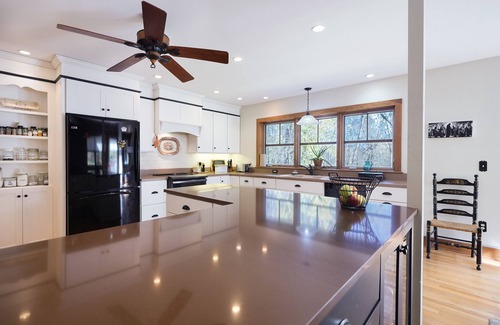 North Egremont Casa | In the beautiful Berkshires, wheelchair-accessible home-20min toTanglewood