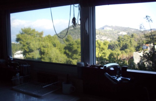 Katakali Casa | En el centro de la antigua Grecia y el mar Sarónico.