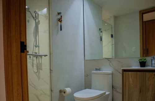 Viejo Arroyo Hondo Apartamento | In the center of the city, in front of a shopping center and close to the metro.