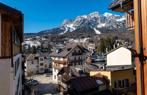 Cortina d'Ampezzo Historic Centre Apartamento | In the centre with WIFI