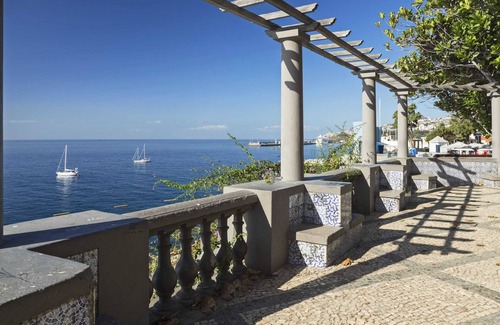 Old Town Casa | In the Funchal Old Town, Near Beach - Casa Caetano