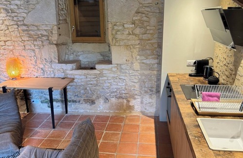 Cenac-et-Saint-Julien Cabaña | In the heart of Périgord Noir, fully renovated character cottage.