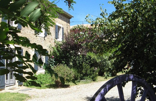 Montbrun-des-Corbieres Casa | En el corazón de Corbières, casa rural de 3 habitaciones, cálida e independiente, con capacidad para 4 personas