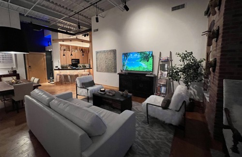 Eagle Condominio | In the heart of Eagle Ranch Village.