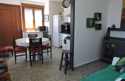 Vera de Bidasoa Apartamento | En el corazón del bonito pueblo de Bera en Navarra, en el camino hacia el paso Ibardin