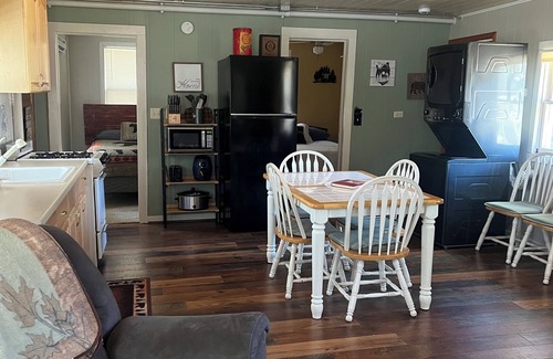 Hatfield Casa | In the Heart of Hatfield- Direct access to ATV trail, Also great for family's
