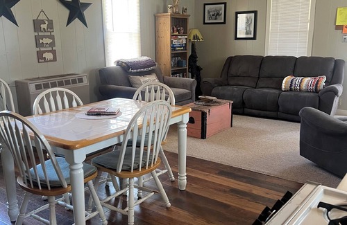 Hatfield Casa | In the Heart of Hatfield- Direct access to ATV trail, Also great for family's