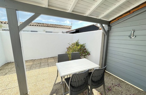 La Flotte Casa | En el corazón de La Flotte - Casa 4 personas-Patio privado - Parking privado