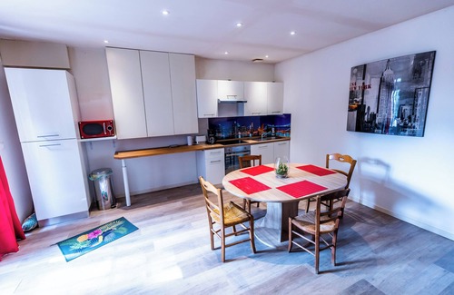 Cour-Cheverny Casa | In the heart of the Chateaux de la Loire Gîte de Plain-Pied adapted for PMR. Pets allowed