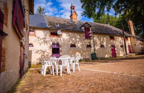 Cour-Cheverny Casa | In the heart of the Chateaux de la Loire Gîte de Plain-Pied adapted for PMR. Pets allowed