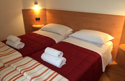 Spormaggiore Apartamento | En el corazón de los Dolomitas, relajación y vistas a tiro de piedra de Molveno y Paganella.