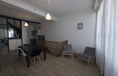 Langres Casa | In the heart of the historic city of Langres, Ville d'Art et d'Histoire.