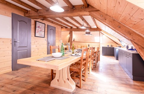 Cauterets Casa | In the heart of the village house of 182 m2, completely renovated