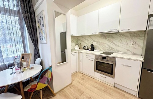 Varna City Centre Apartamento | In the Heart of Varna-By the Sea and Sea Garden