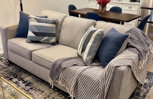 Near Northeast Apartamento | In the middle of Trendy NoMa/Union Market! Private Basement 1br/1ba Apartment