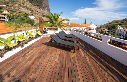 Porto da Cruz Apartamento | In the village, between the sea and the mountains - Madeira Surf Camp III