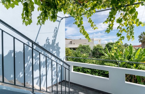 Porto da Cruz Apartamento | In the village, between the sea and the mountains - Madeira Surf Camp III