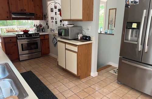 Vineyard Haven Casa | En el bosque / Paseo al pueblo