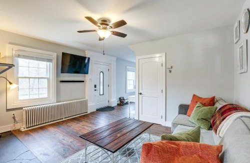 Yardley Apartamento | In-Town and Walkable Historic Yardley Retreat!