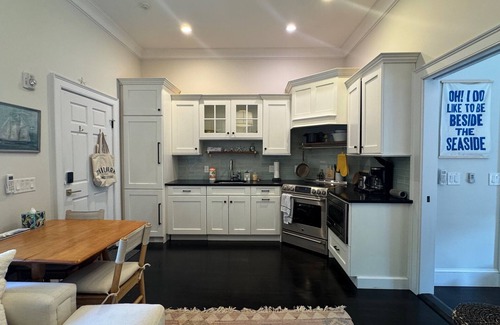 Edgartown Condominio | IN TOWN! Charming 1-bedroom condo in downtown Edgartown
