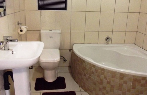 Parys Apartamento | In-Town Guest Lodge Parys
