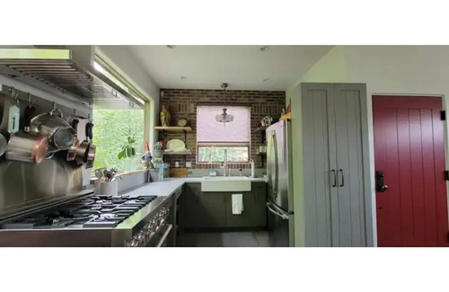 Mancos Casa | In Town - Peaceful, Eclectic Casita with Fire Pit