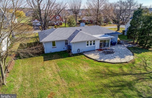 Rock Hall Casa | In Town, Rock Hall, Fenced-In Yard, 1 Block to Bay!!