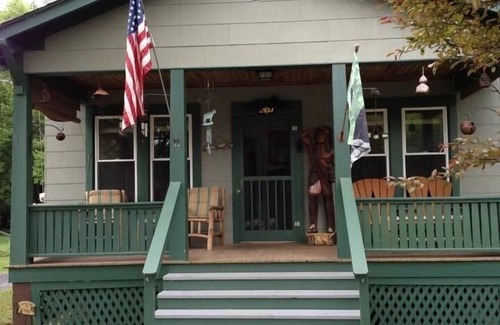 Old Forge Casa | En la ciudad de vacaciones - Jim Adirondack Home