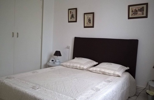 Florensac Apartamento | In villa F3 apartment with swimming pool