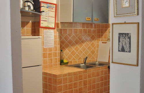 Baia Caddinas Apartamento | en villa con jardín en el mar apartamento con terraza