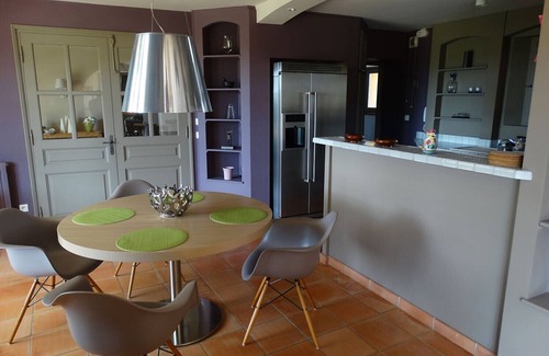 Violes Casa | En Violès, Vaucluse, casa de vacaciones excepcional, piscina climatizada