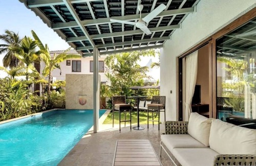 Anjuna Casa | Inaari - 5BR w Private Pool 5km to Anjuna Beach