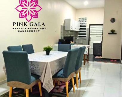 Kuantan Casa | INAP DESA Seri Lempong Homestaycation - 5 minutes from Balok Beach by PG Management