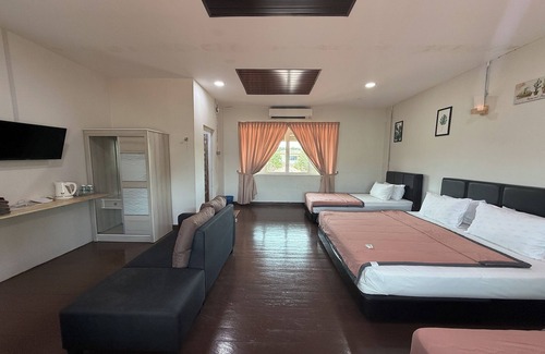 Kepala Batas Casa | Inapan Taman Herba