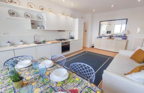 Grottammare Apartamento | Incantevole Trilocale Luigia fronte mare