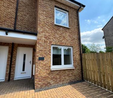 Bonhill Casa | Inchcailloch Townhouse, Loch Lomond