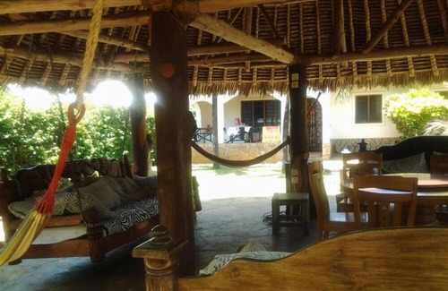 Ukunda Cabaña | Inchi Raha Cottages