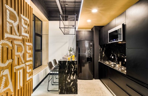 Avenida Revolución Apartamento | Incredible Apt w/Balcony: GYM+B/Lounge+Indoor Pool