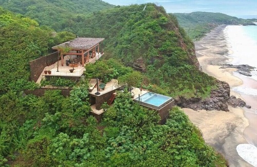 Santa María Tonameca Villa | Increíble Villa Frente al mar