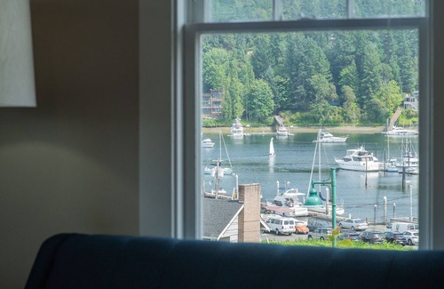 Gig Harbor Casa | Increíble centro de Gig Harbor Craftsmen Home