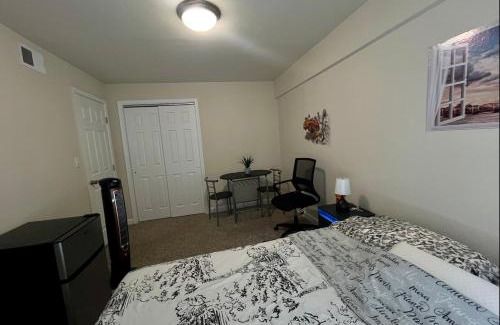Greater Landover Apartamento | Incredible find near Washington DC - 1 Private room in shared apartment