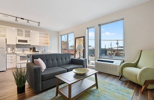 Crossroads Arts District Condominio | Incredible Inclusive Resort Style Vacation and Exquisite Rooftop Amenities 335